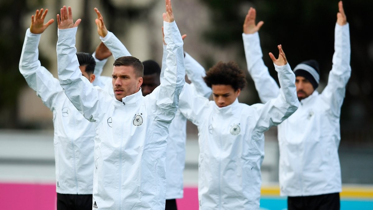 ảnh: Podolski - Bóng Đá