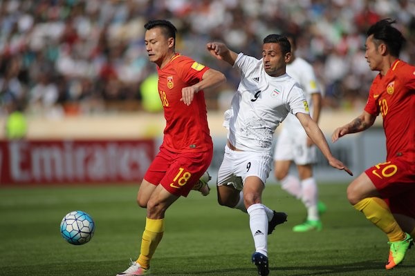 Thua Iran, Trung Quốc trôi xa giấc mơ World Cup - Bóng Đá
