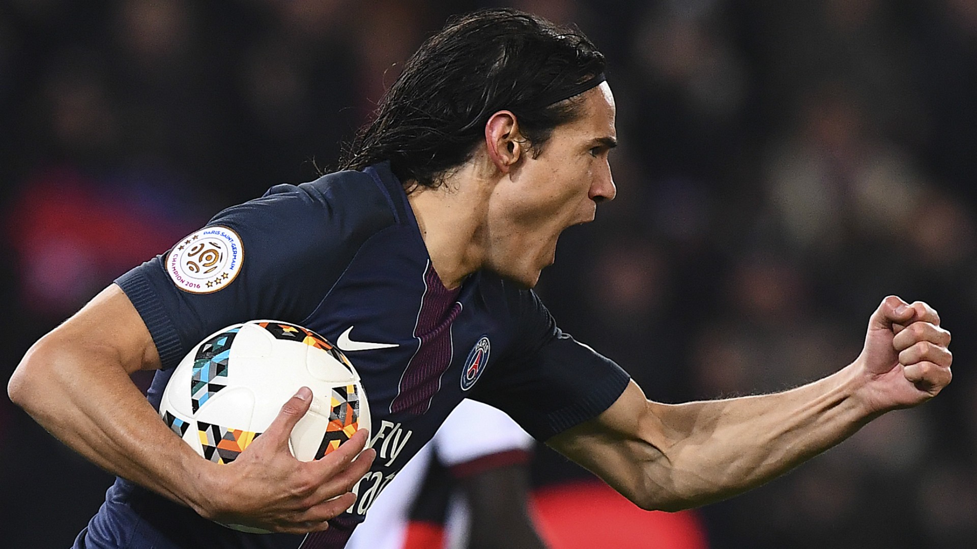 Cavani là tiền đạo hay hơn Suarez? - Bóng Đá
