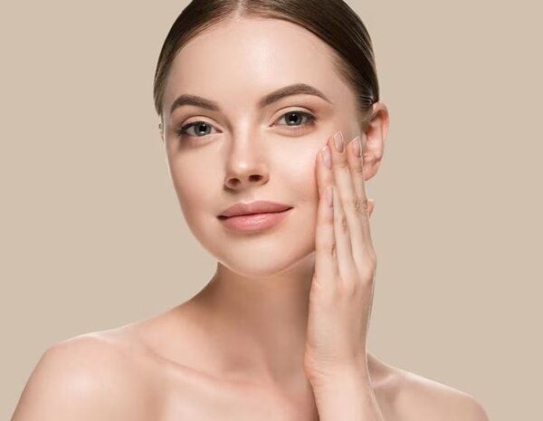 Collagen thường được xem là “chìa khóa” giúp duy trì làn da trẻ trung và săn chắc. 