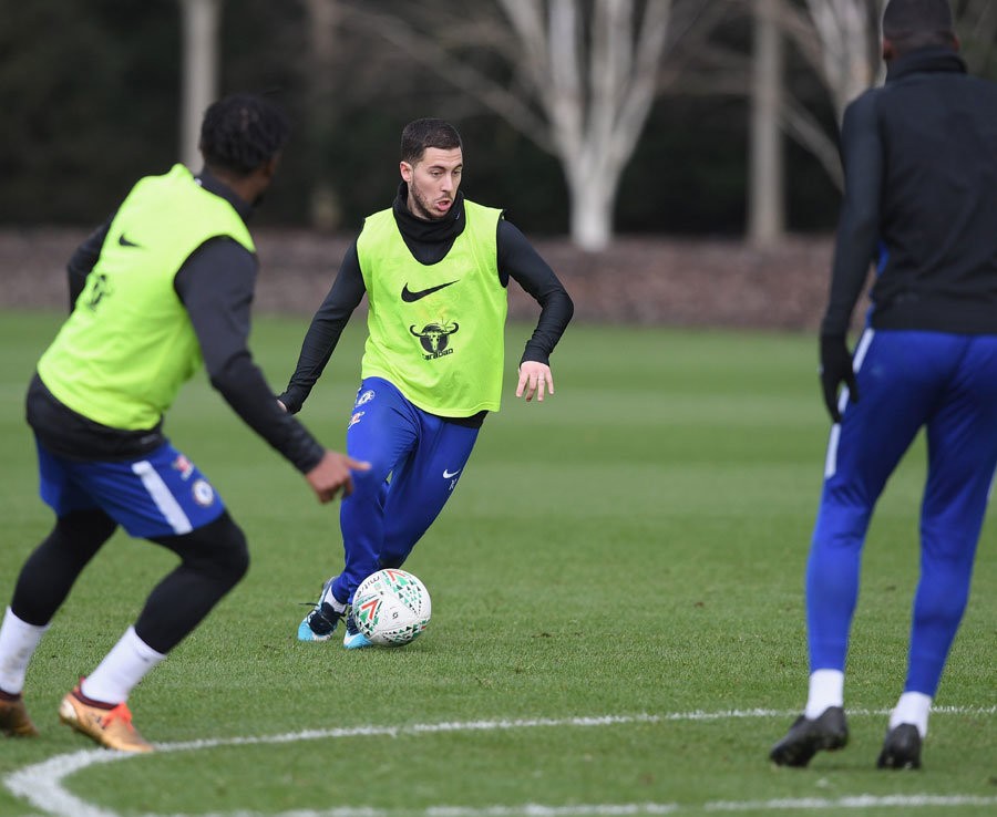 Chelsea tập luyện - Bóng Đá