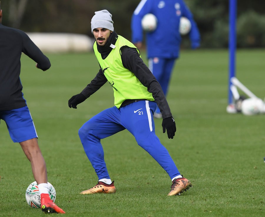Chelsea tập luyện - Bóng Đá