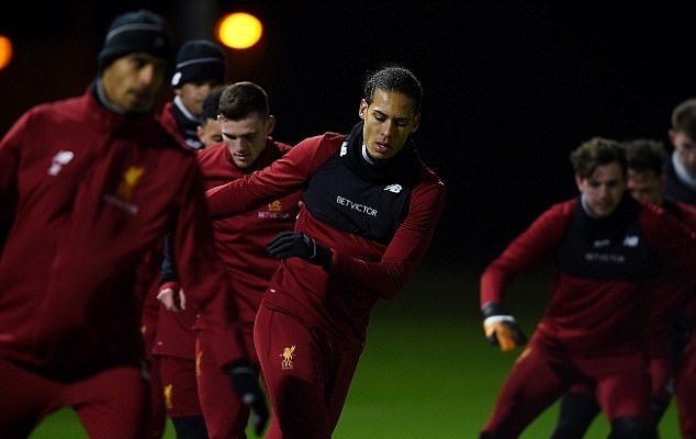 Liverpool tập có Van Dijk - Bóng Đá