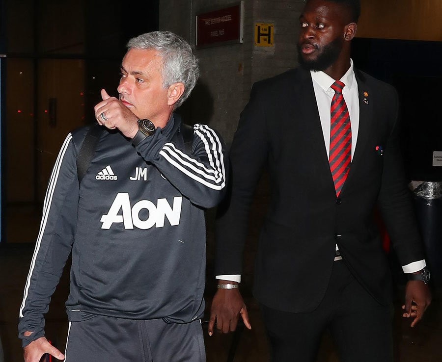 Dàn sao Man Utd trở về từ Dubai, sẵn sàng hạ Stoke City - Bóng Đá
