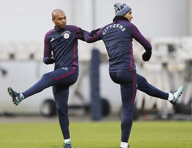 Man City tập luyện - Bóng Đá