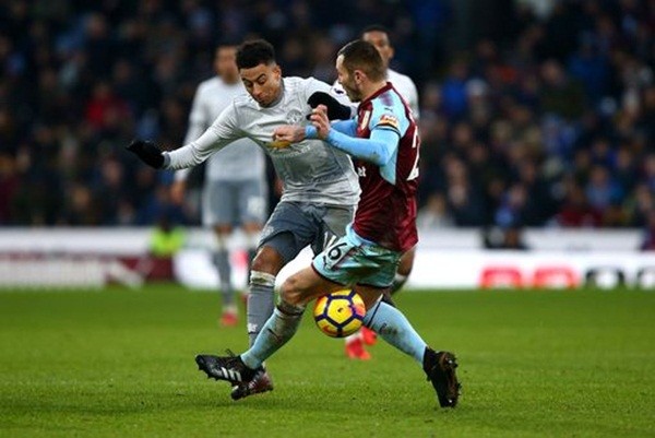 TRỰC TIẾP Burnley 0-1 Man Utd: Martial khai hoả, Mata rời sân (Hiệp 2) - Bóng Đá