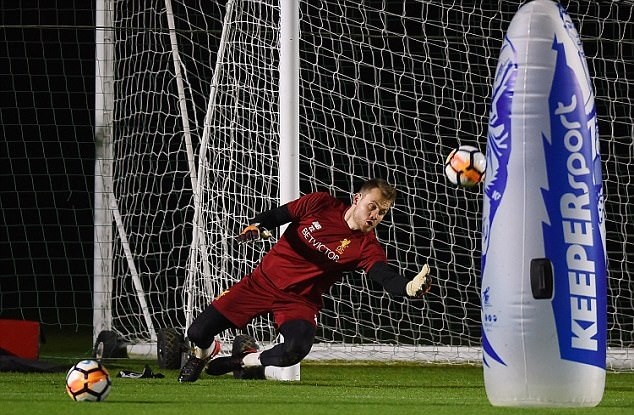 Liverpool tập có Van Dijk - Bóng Đá