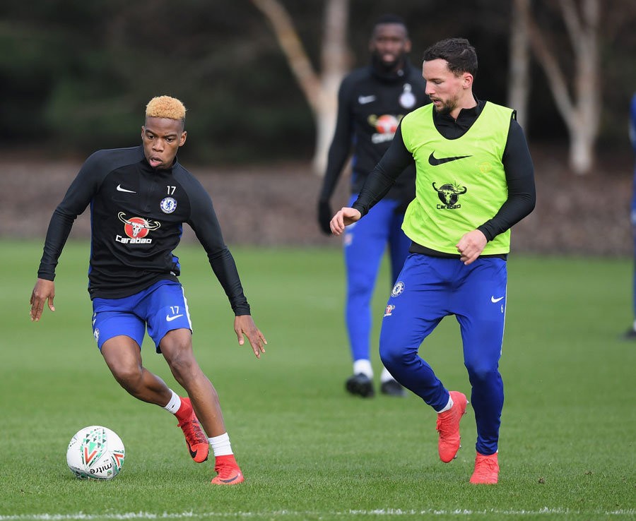 Chelsea tập luyện - Bóng Đá
