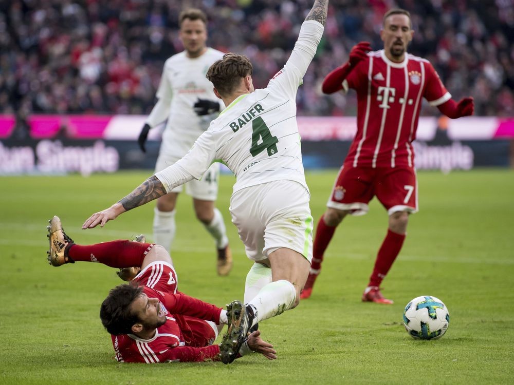 Bayern 4-2 Bremen - Bóng Đá