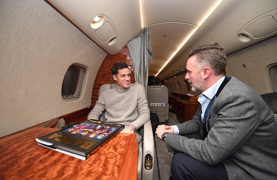Hành trình Coutinho sang Barca qua ảnh - Bóng Đá