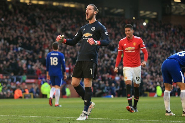 NÓNG: Man United giữ chân De Gea bằng mức lương 