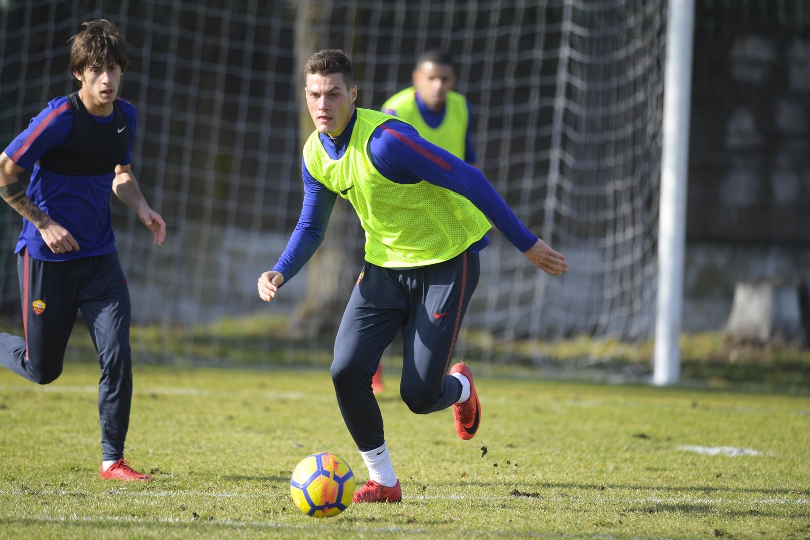 Hòa tức tưởi Inter, Roma 'ăn vạ', ở lỳ không chịu về - Bóng Đá