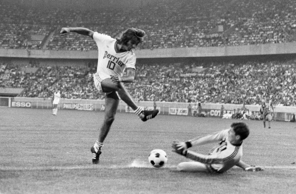 10 chân sút Nam Mỹ tranh suất 'ông hoàng xé lưới' tại Ligue 1 là ai? - Bóng Đá