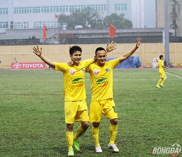 FLC Thanh Hóa đang tỏ ra là CLB sốt sắng nhất trong vấn đề tuyển lựa nội binh. Ảnh: Đình Viên.