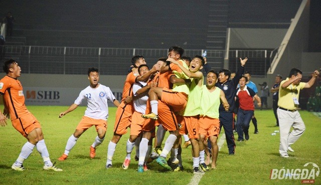 Đức Chinh ghi bàn, SHB Đà Nẵng hạ ĐKVĐ trên sân Hòa Xuân - Bóng Đá
