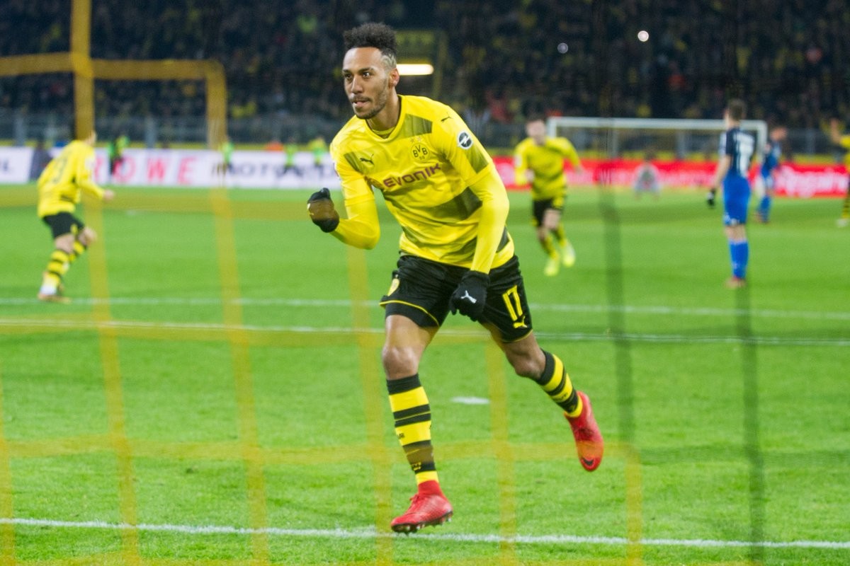Arsenal gây SỐC: Thay Sanchez bằng sao Dortmund - Bóng Đá