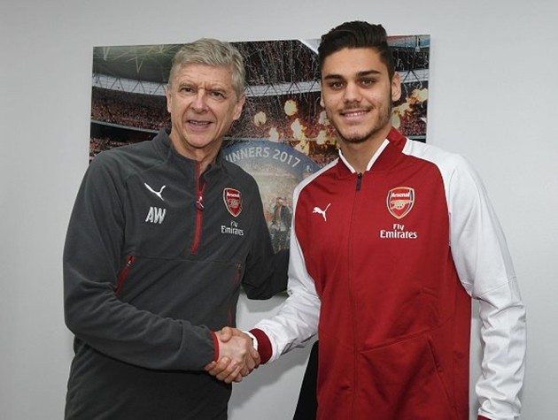 CHÍNH THỨC: Arsenal đón tân binh đầu tiên trong mùa Đông - Bóng Đá
