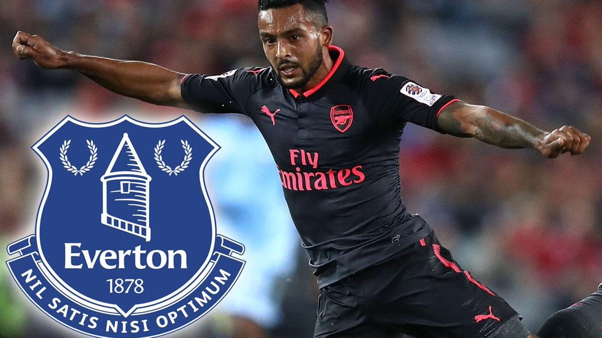 CỰC NÓNG: Theo Walcott đến Everton kiểm tra y tế - Bóng Đá