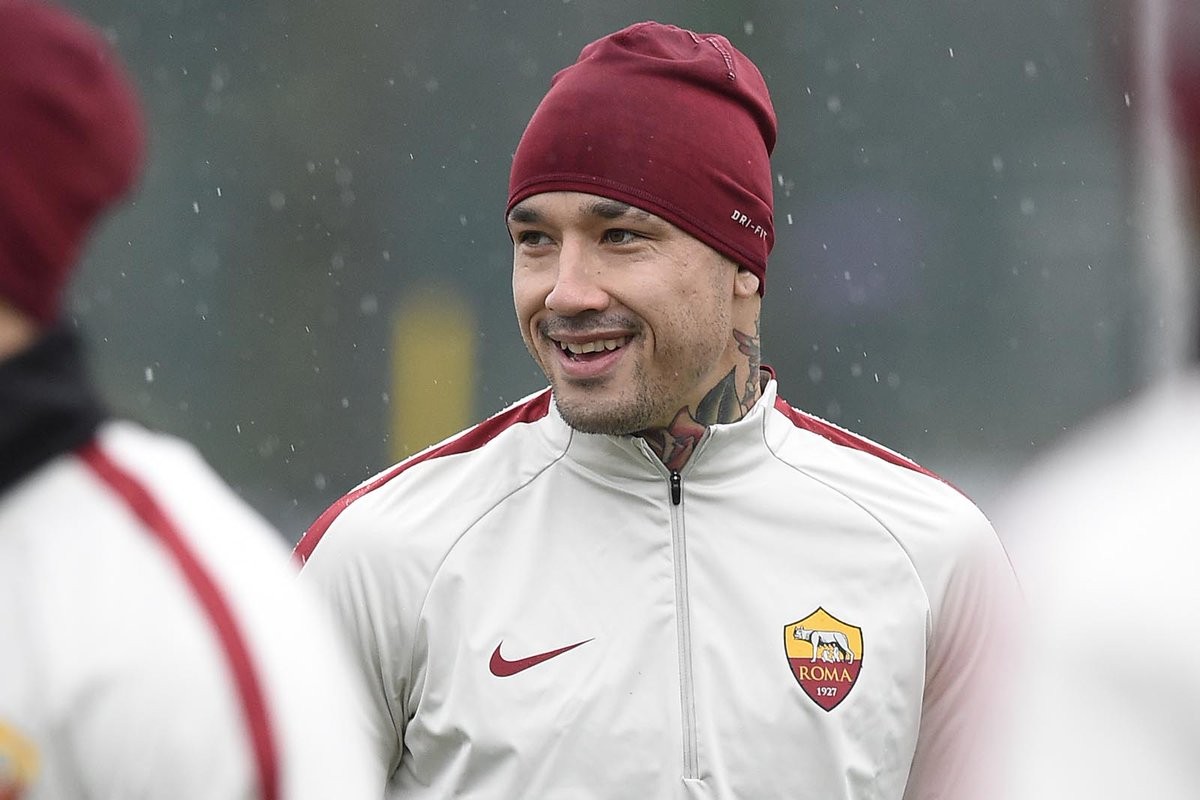 Hăng hái tập luyện, Roma quyết chặn đứng đà hồi sinh của Milan - Bóng Đá