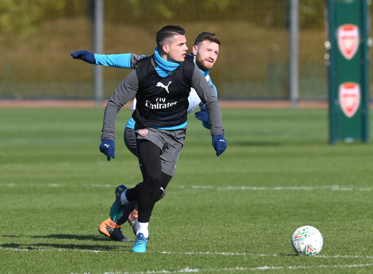 BInh hùng tướng mạnh, Arsenal sẵn sàng chiến Man City - Bóng Đá