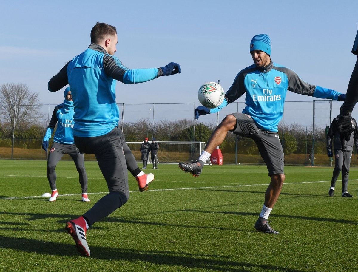 BInh hùng tướng mạnh, Arsenal sẵn sàng chiến Man City - Bóng Đá