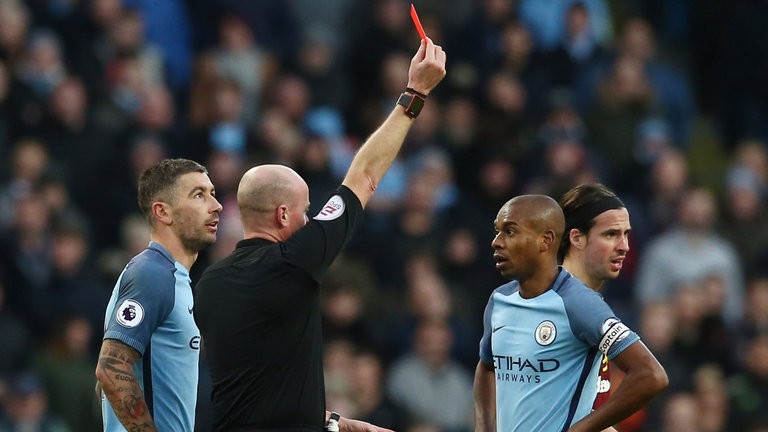 Chính thức: Sao Man City bị treo giò 4 trận  - Bóng Đá