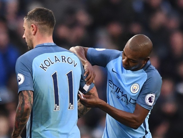 Fernandinho-Man-City-3