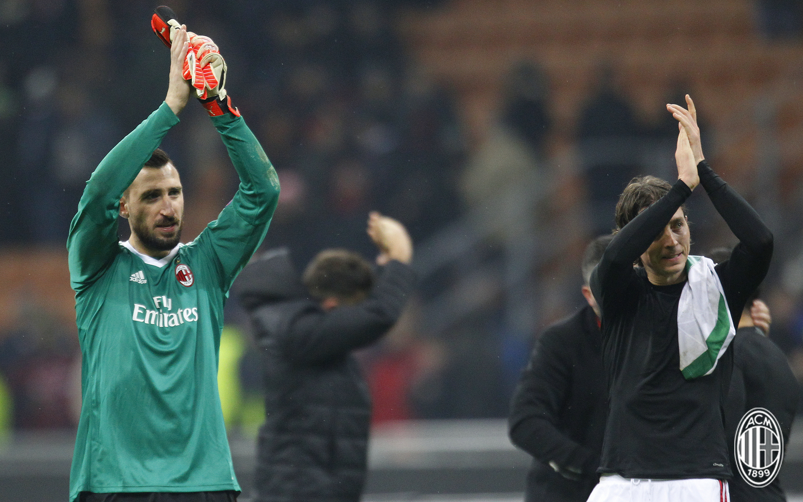 ảnh sau trận ac milan - Bóng Đá