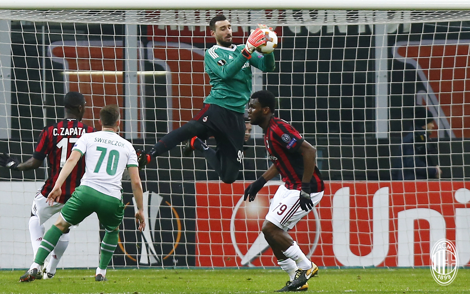 ảnh sau trận ac milan - Bóng Đá