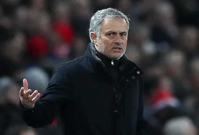 Mourinho bất ngờ chúc mừng Sevilla trong ngày MU muối mặt rời Champions League - Bóng Đá