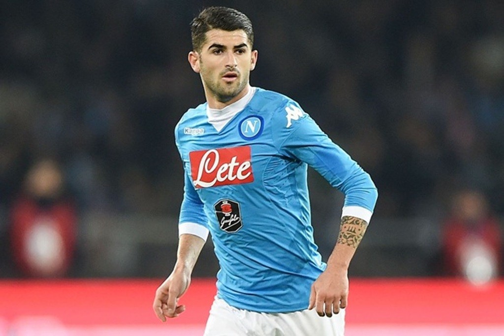 Man United muốn trao đổi cầu thủ với Napoli - Bóng Đá