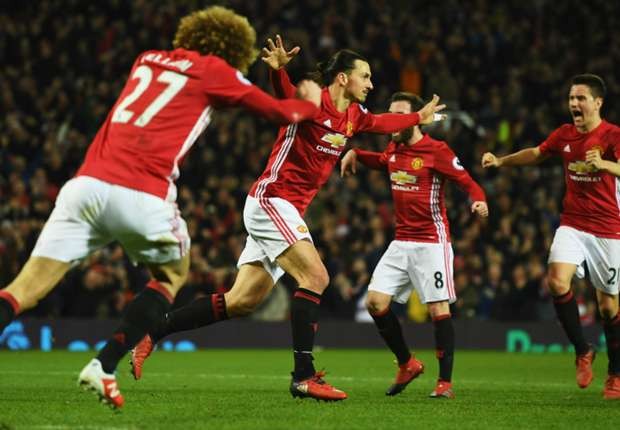 Giải cứu M.U, Ibrahimovic sánh ngang Aguero, Shearer - Bóng Đá