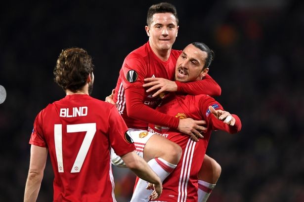 HLV Saint-Etienne tố trọng tài thiên vị Ibrahimovic - Bóng Đá