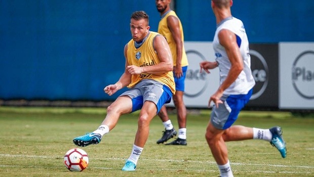 barca sắp chính thức đạt thỏa thuận với Arthur Melo - Bóng Đá