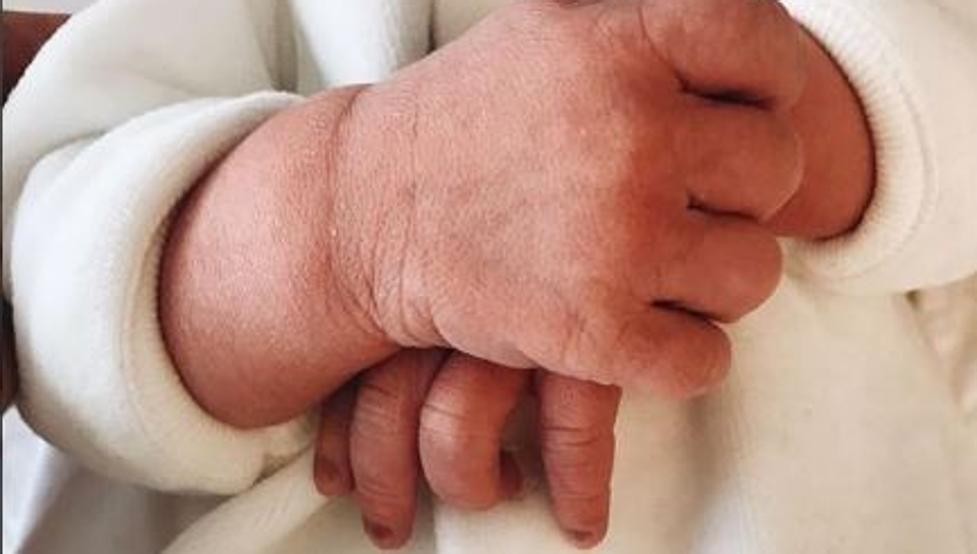 Bỏ lại sau lưng thất bại, Jordi Alba hí hửng làm bố lần đầu - Bóng Đá