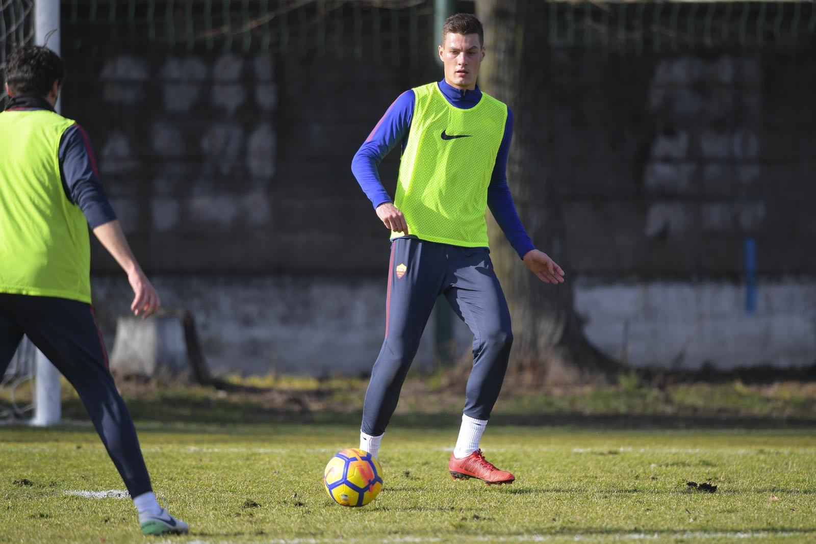 Hòa tức tưởi Inter, Roma 'ăn vạ', ở lỳ không chịu về - Bóng Đá
