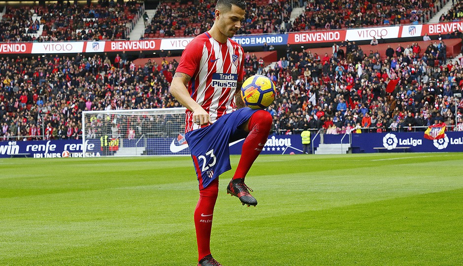 Sau Costa, Atletico công bố 'tân binh' thứ hai - Bóng Đá