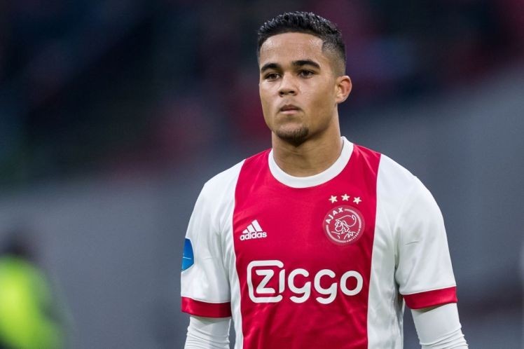 Justin Kluivert khiến Man Utd buồn lòng - Bóng Đá