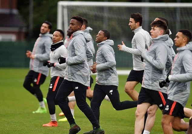 Ảnh tập luyện Liverpool - Bóng Đá
