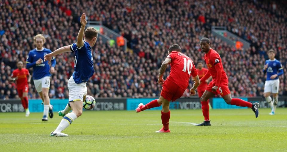 Coutinho rực sáng, The Kop có 3 điểm trong trận derby vùng Merseyside - Bóng Đá