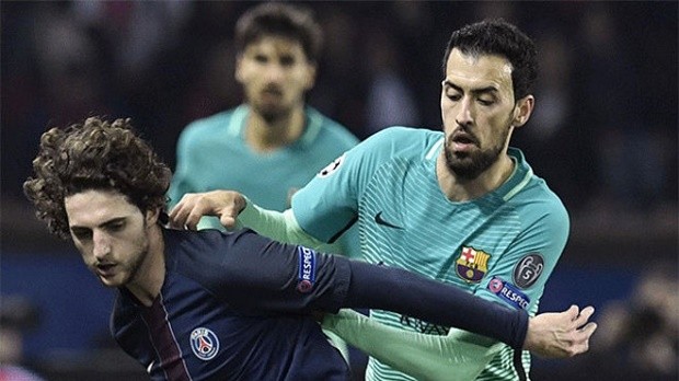 Luis Enrique 'phản pháo' Sergio Busquets - Bóng Đá