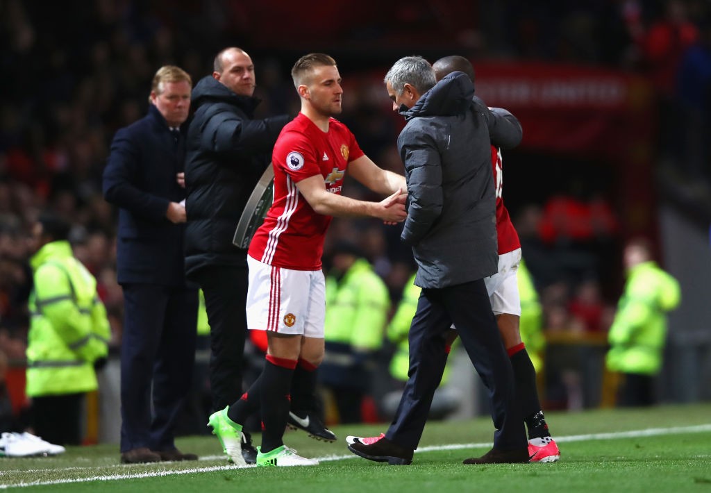Mourinho chê Luke Shaw có vấn đề ở tư duy chơi bóng - Bóng Đá