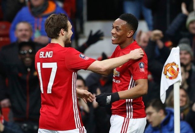 Gần 8 năm, Man United mới làm được điều này - Bóng Đá