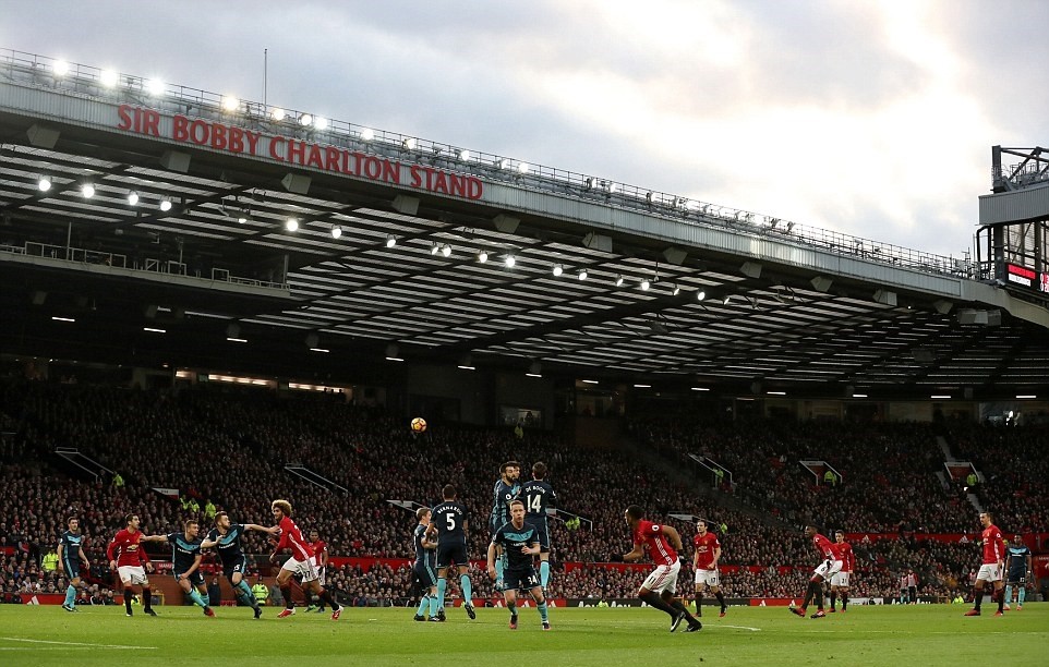 ManUnited-Mou-2