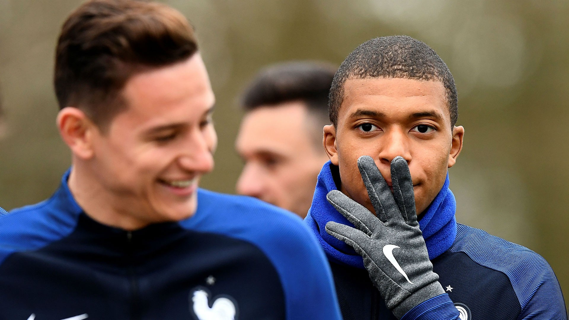Người Real mơ về song sát Benzema - Mbappe - Bóng Đá