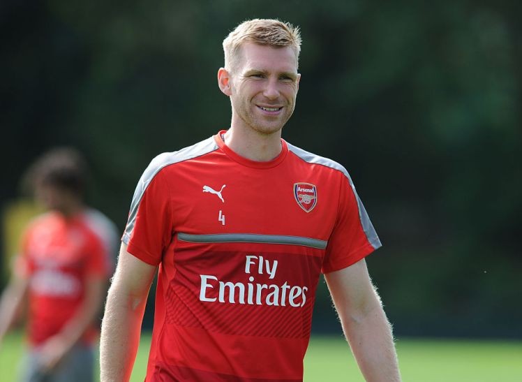 Arsenal thay đổi chóng mặt với trường hợp của Mertesacker - Bóng Đá
