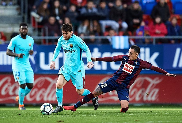 Nếu Ronaldo là mãnh thú, thì Messi có giá trị bằng cả hàng công - Bóng Đá