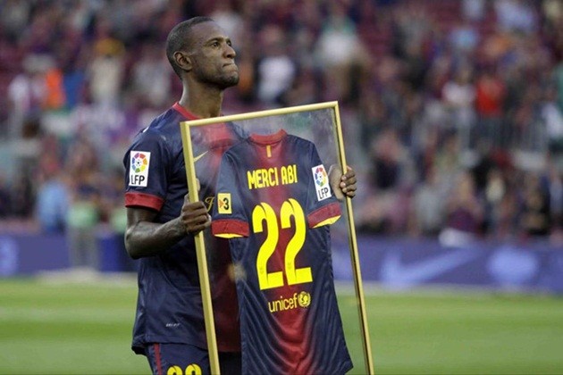 Abidal nhớ mãi sự phũ phàng của Messi và đồng đội - Bóng Đá