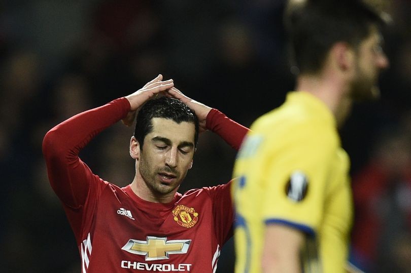 Đấu Boro, Mourinho cất Mkhitaryan, Martial lên ghế dự bị - Bóng Đá