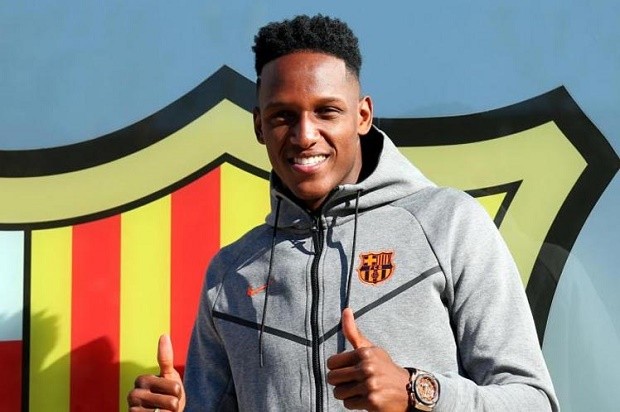 Những lý do Yerry Mina chưa thể ra mắt tại Barcelona - Bóng Đá